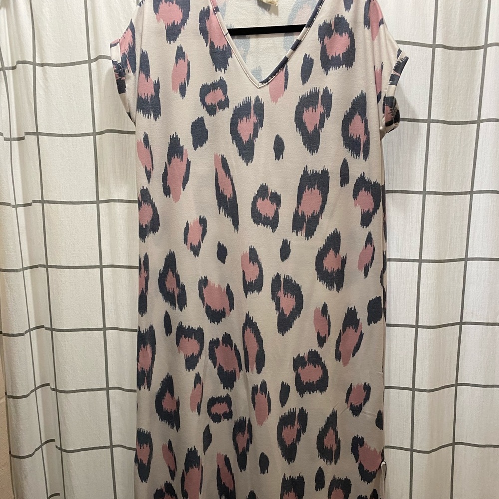 Leopard print maxi dress